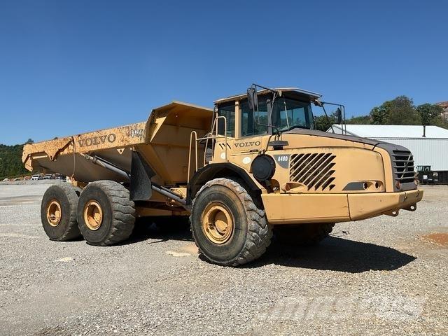 Volvo A40D ساحبات مفصلية