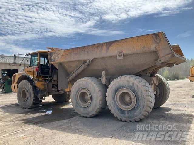 Volvo A40E ساحبات مفصلية