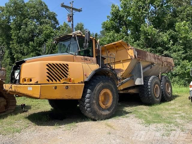 Volvo A40E ساحبات مفصلية