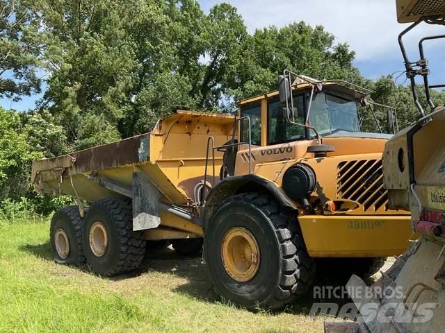 Volvo A40E ساحبات مفصلية