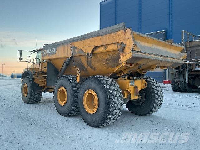 Volvo A40E ساحبات مفصلية