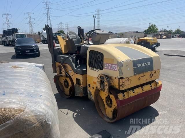 Volvo DD29 مداحل ثنائية الاسطوانة