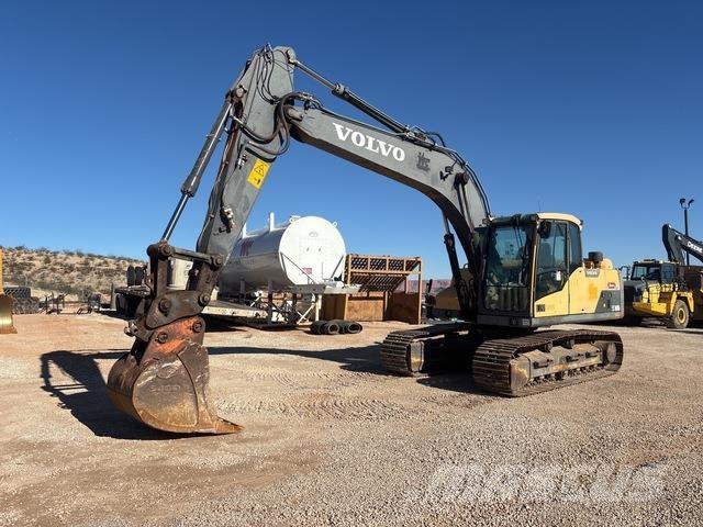 Volvo EC160DL حفارات زحافة