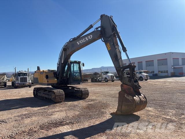 Volvo EC160DL حفارات زحافة