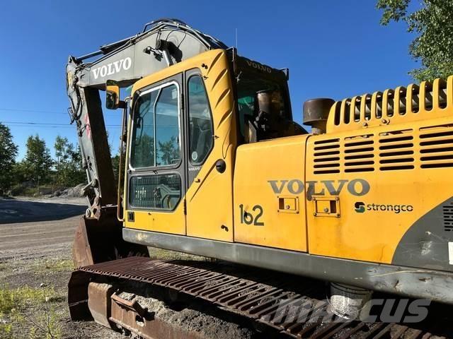 Volvo EC290B حفارات زحافة