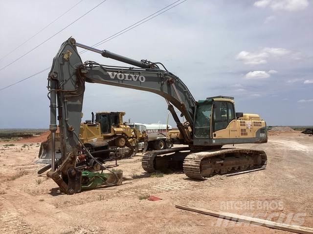Volvo EC330CL حفارات زحافة