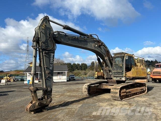 Volvo EC330CL حفارات زحافة