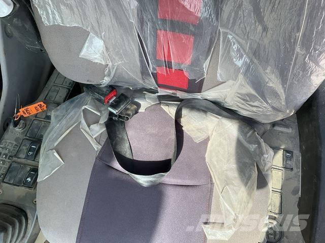 Volvo EC350D حفارات زحافة