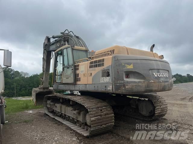 Volvo EC360CL حفارات زحافة