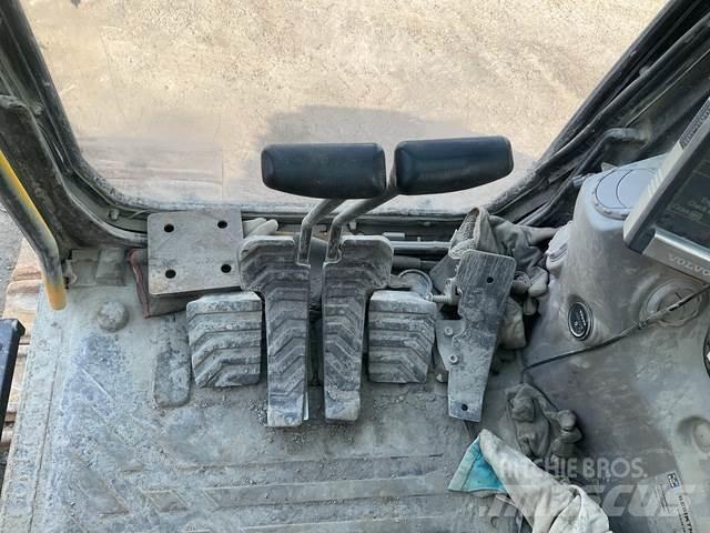 Volvo EC480 حفارات زحافة