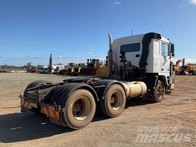 Volvo F12 وحدات الجر