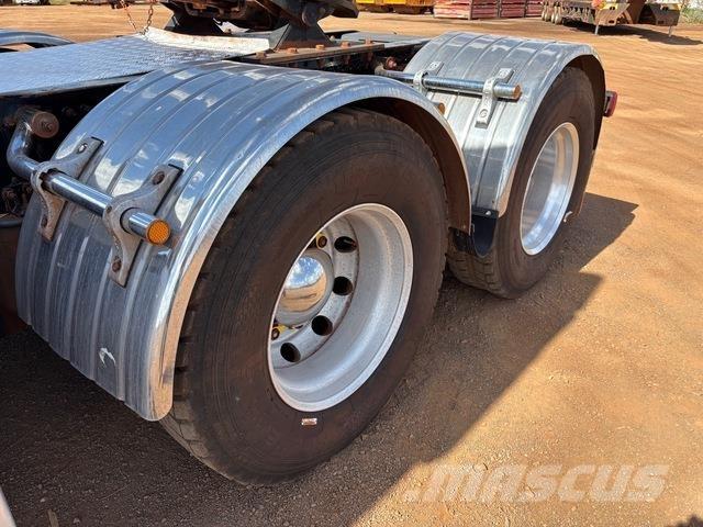 Volvo FH16 وحدات الجر