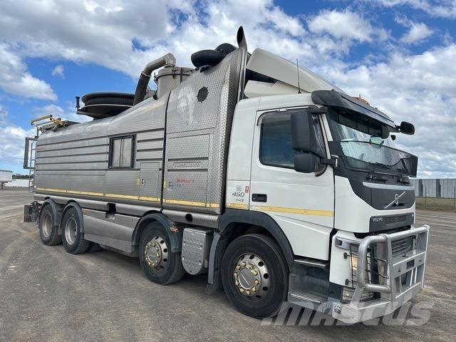 Volvo FM11 شاحنات مزدوجة / خلخلة
