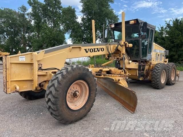 Volvo G720VHP معدات تمهيد الطرق