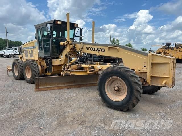 Volvo G720VHP معدات تمهيد الطرق