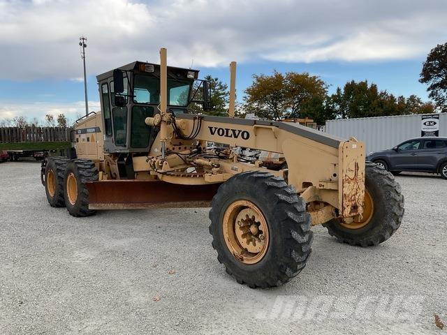 Volvo G720VHP معدات تمهيد الطرق