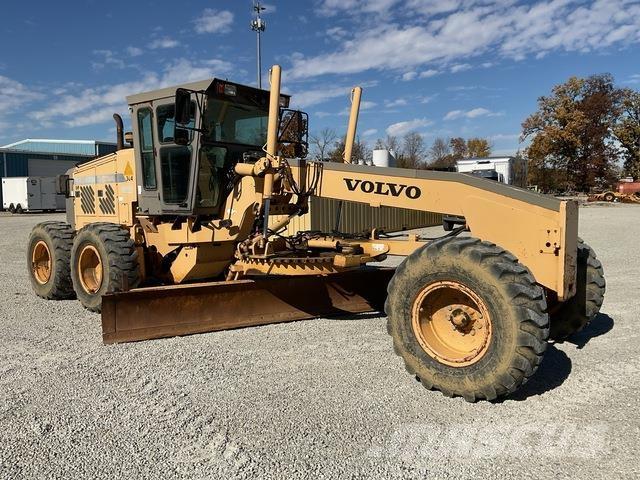 Volvo G720VHP معدات تمهيد الطرق