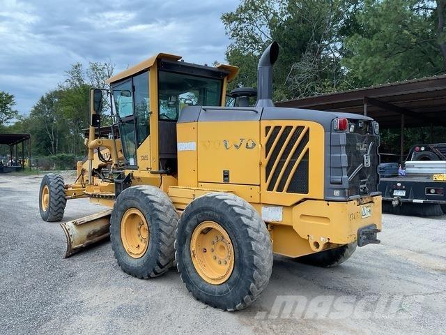 Volvo G930 معدات تمهيد الطرق