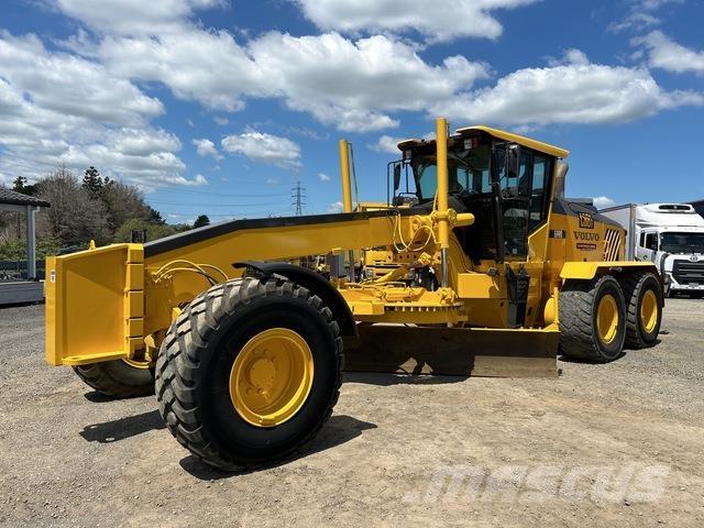 Volvo G990 معدات تمهيد الطرق