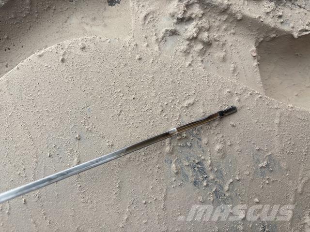 Volvo L105 لوادر بعجل