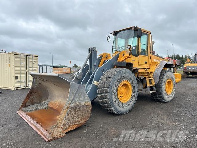 Volvo L120E لوادر بعجل
