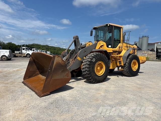 Volvo L120F لوادر بعجل