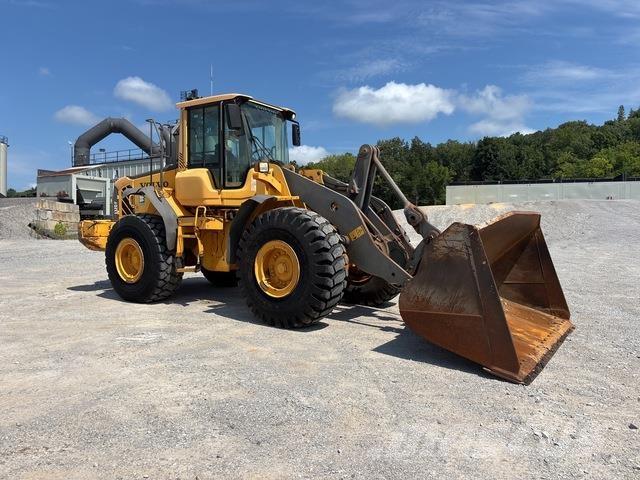 Volvo L120F لوادر بعجل