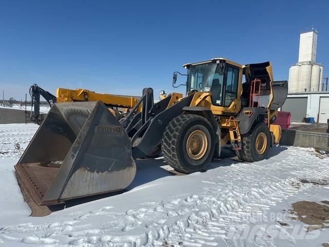 Volvo L120H لوادر بعجل