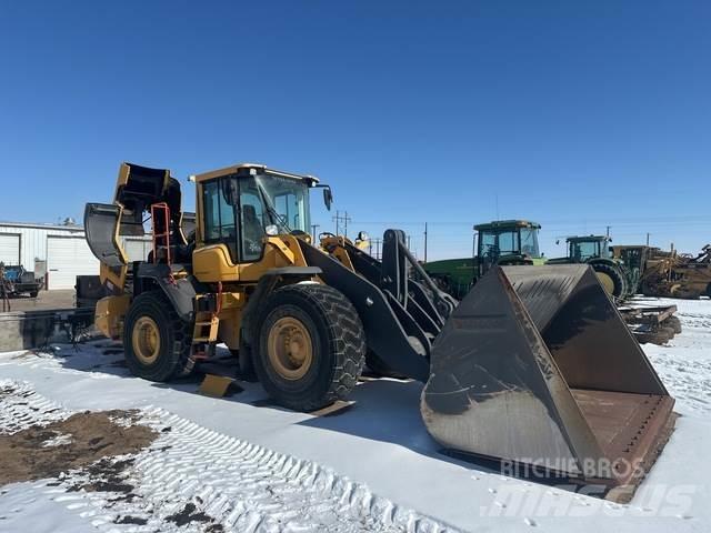 Volvo L120H لوادر بعجل