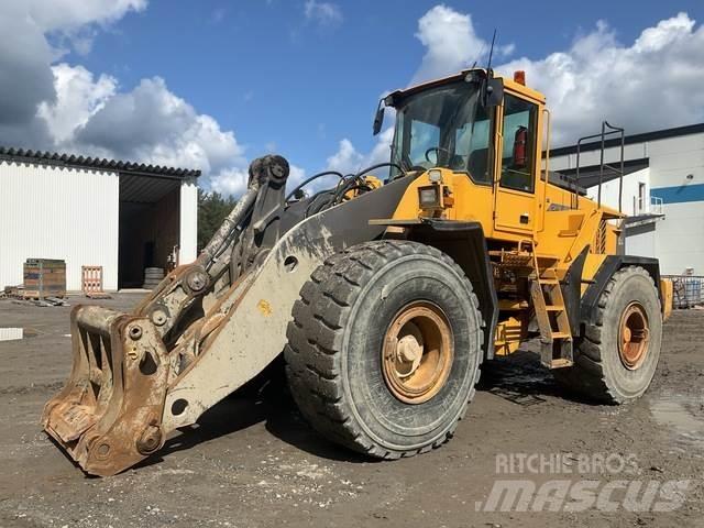 Volvo L180D لوادر بعجل