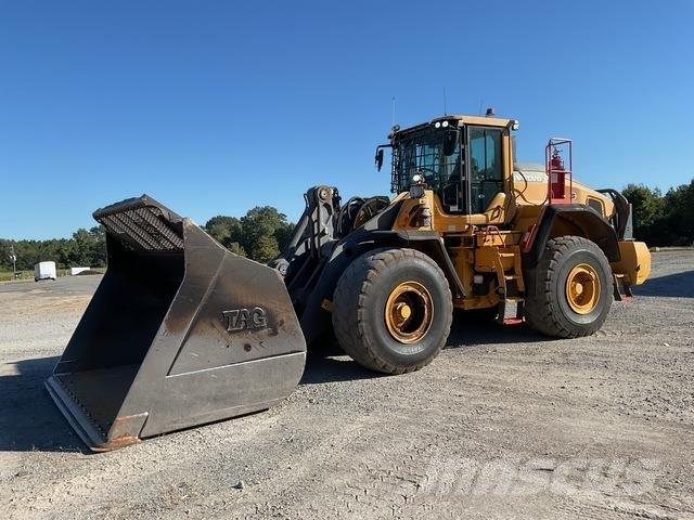 Volvo L180H لوادر بعجل