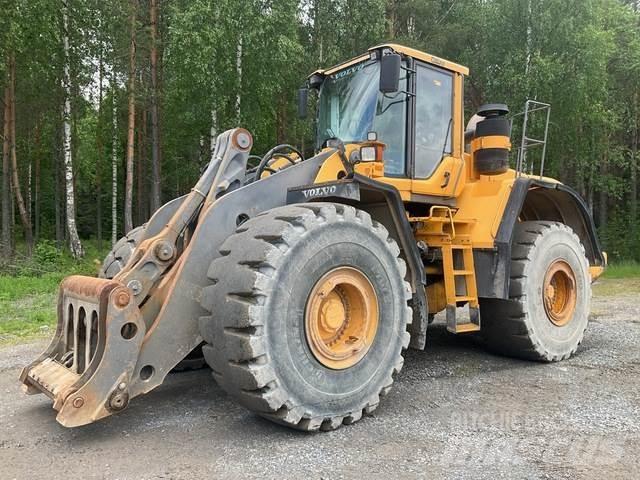 Volvo L220 F لوادر بعجل