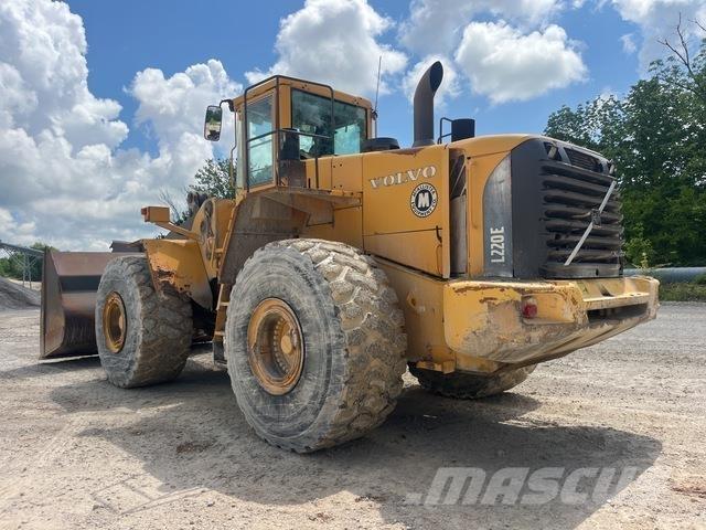 Volvo L220E لوادر بعجل
