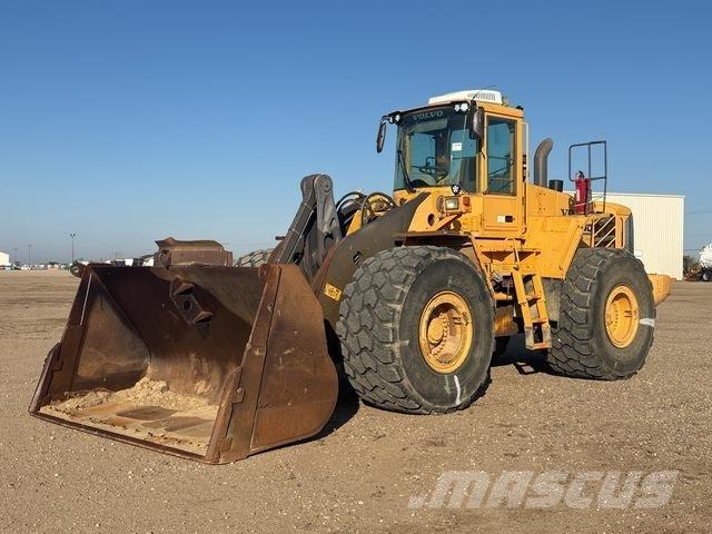 Volvo L220E لوادر بعجل