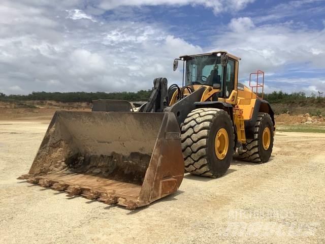 Volvo L220H لوادر بعجل