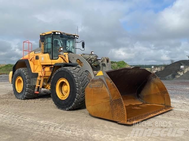 Volvo L260H لوادر بعجل