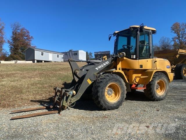 Volvo L35GS لوادر بعجل