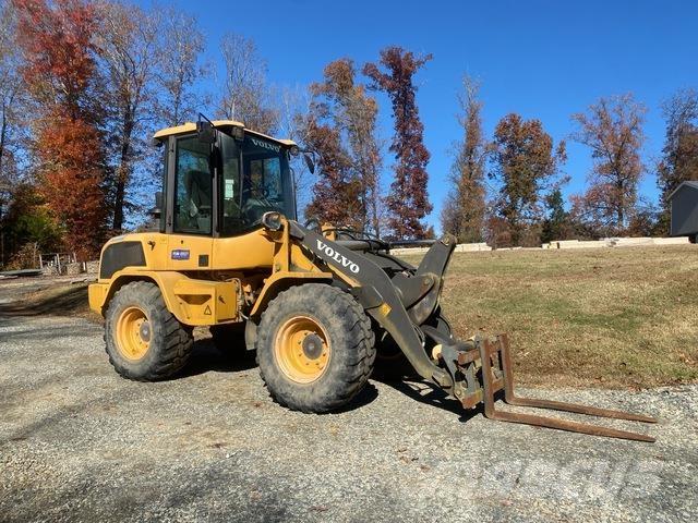 Volvo L35GS لوادر بعجل