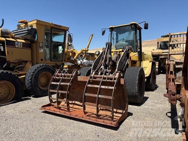 Volvo L40TP لوادر بعجل