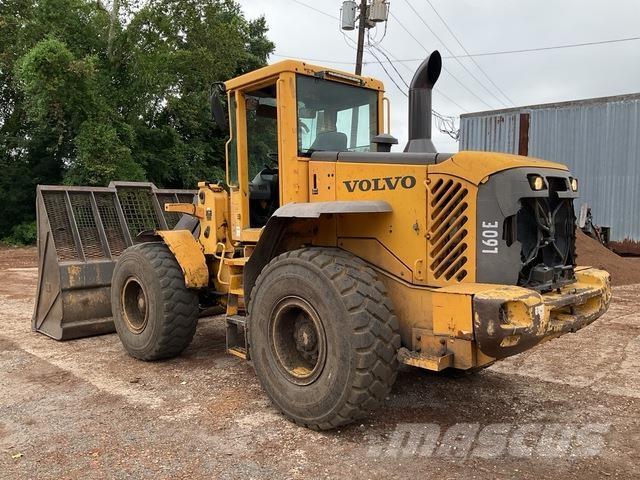 Volvo L60E لوادر بعجل