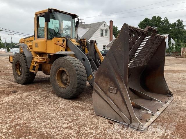 Volvo L60E لوادر بعجل