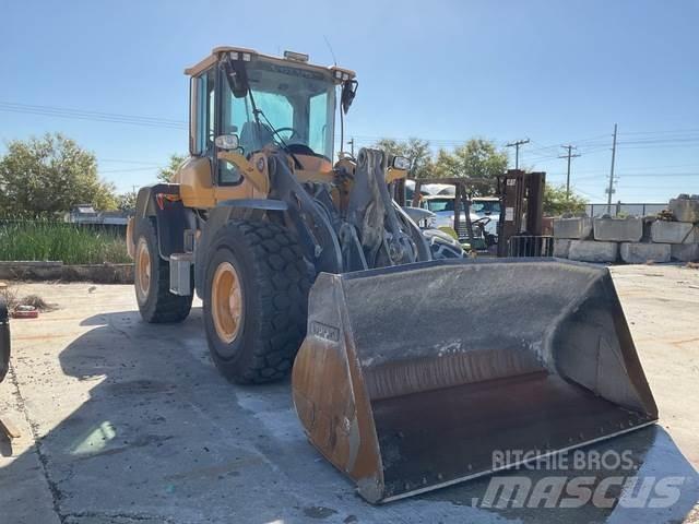 Volvo L70H لوادر بعجل