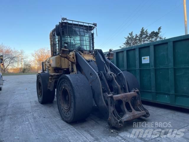 Volvo L90E لوادر بعجل