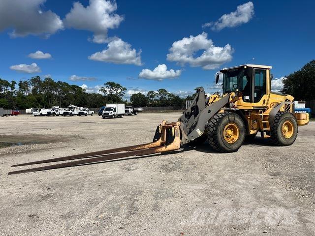 Volvo L90F لوادر بعجل