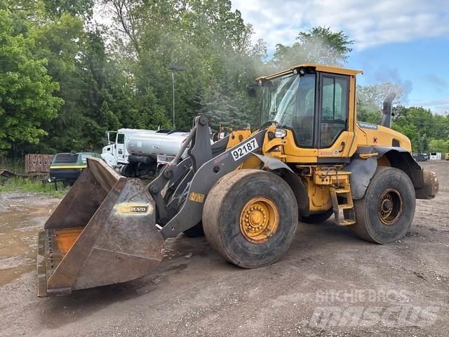 Volvo L90G لوادر بعجل