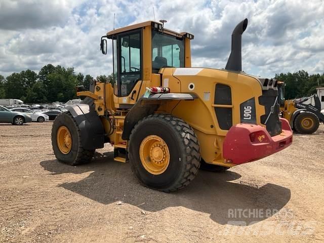 Volvo L90G لوادر بعجل
