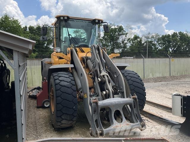 Volvo L90H لوادر بعجل