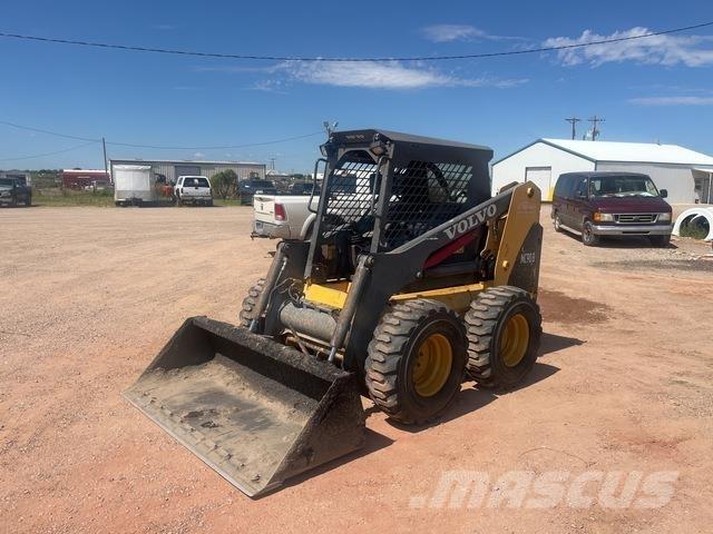 Volvo MC90B لوادر انزلاقية التوجيه