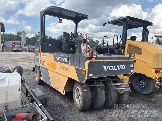 Volvo PT125C مداحل ذات إطارات هوائية