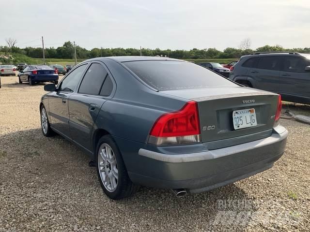Volvo S60 سيارات